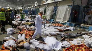 Katastrofa v Mekke: Pri kameňovaní satana zahynulo najmenej 717 ľudí